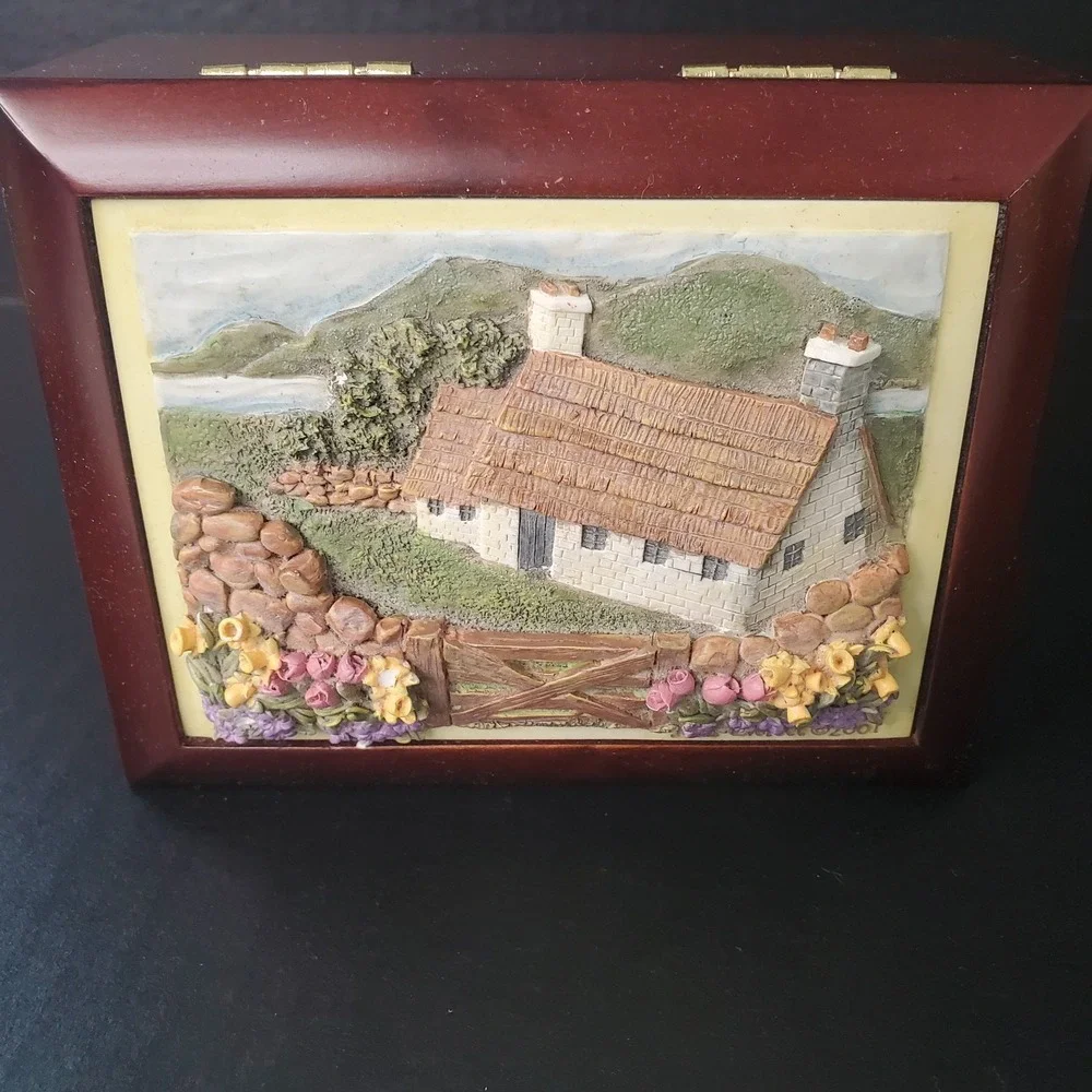 Gift Of Sound 3D Musical Jewelry Box Cottage Garden Jean Everett Minor Flaws